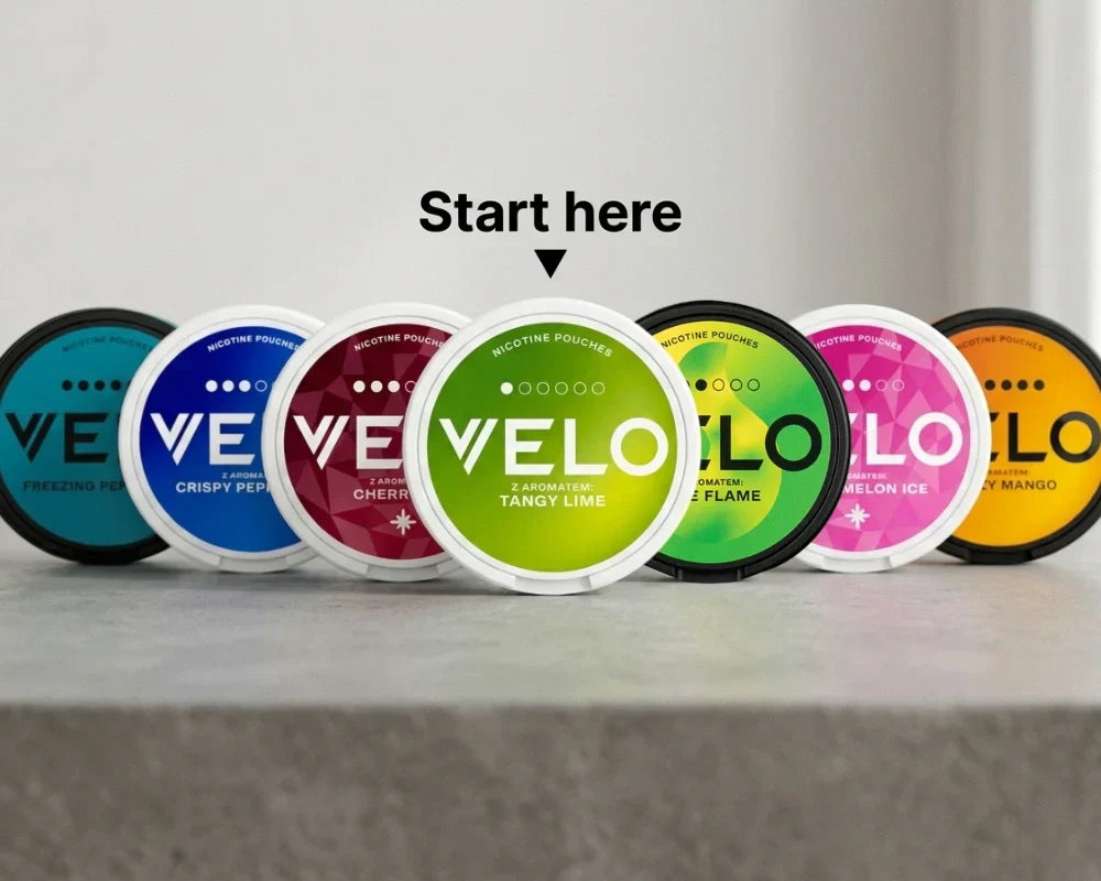 Σειρά κουτιών σακουλακιών νικοτίνης VELO σε διαφορετικές γεύσεις με ένα βέλος Ξεκινήστε εδώ που δείχνει στο πιο ήπιο